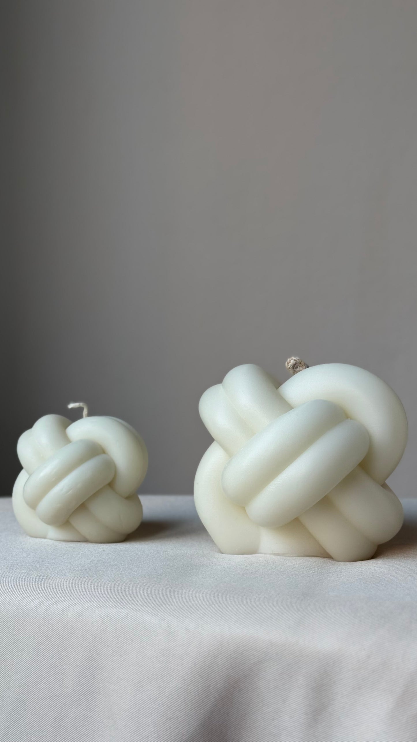 Bougie Coeur Noué en forme de cœur torsadé, cire de soja végétale